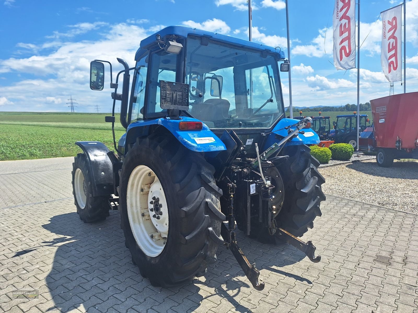 Traktor des Typs New Holland TL80 (4WD), Gebrauchtmaschine in Gampern (Bild 4)