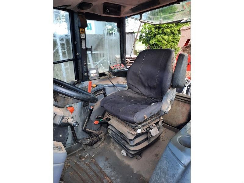 Traktor des Typs New Holland TL80, Gebrauchtmaschine in ANTIGNY (Bild 7)