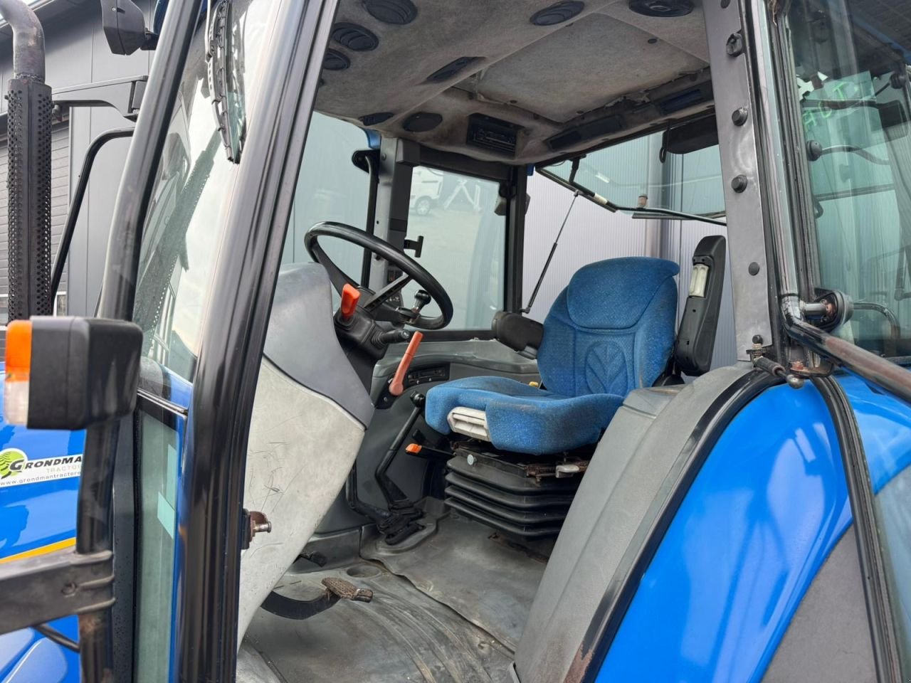 Traktor des Typs New Holland TL80A, Gebrauchtmaschine in Daarle (Bild 8)