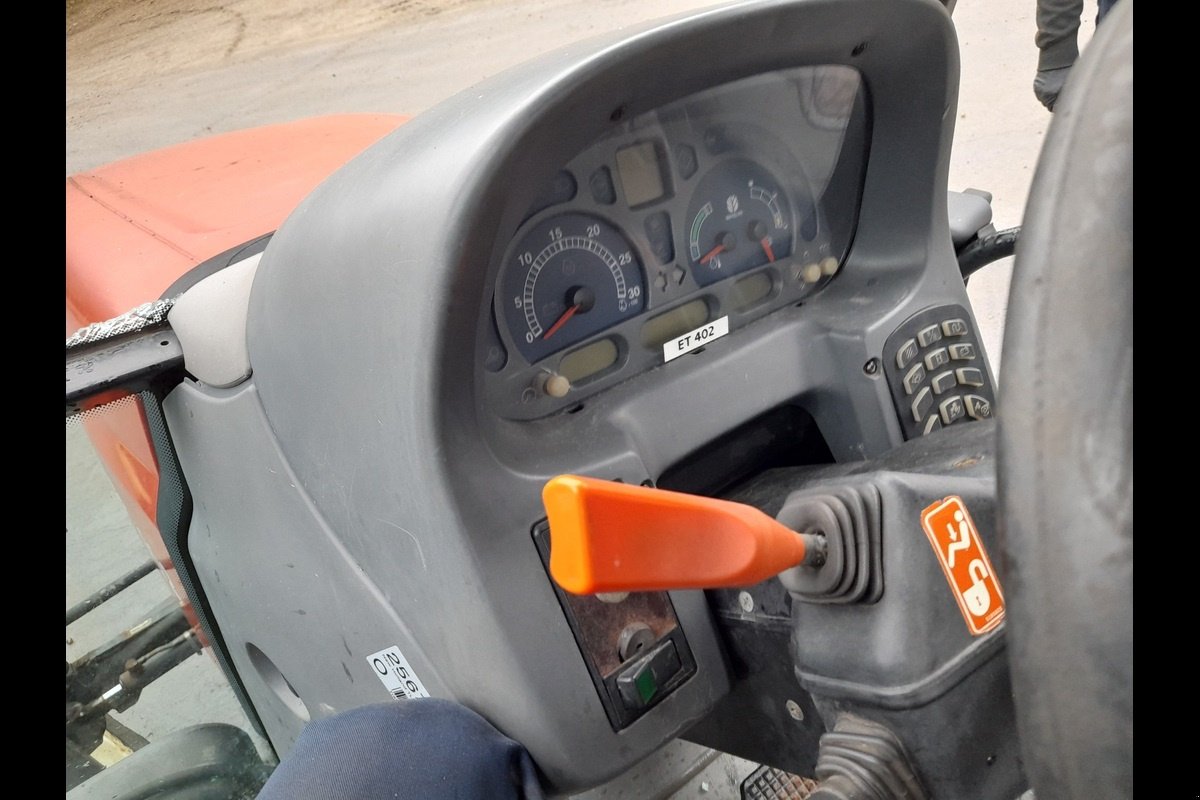 Traktor типа New Holland TL90 A, Gebrauchtmaschine в Viborg (Фотография 6)