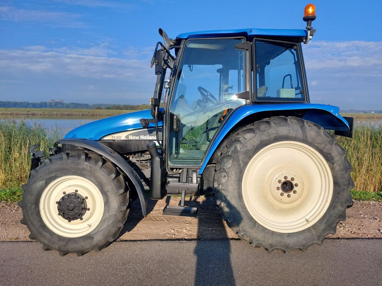 Traktor Türe ait New Holland TL90, Gebrauchtmaschine içinde Ouderkerk aan den IJssel (resim 2)