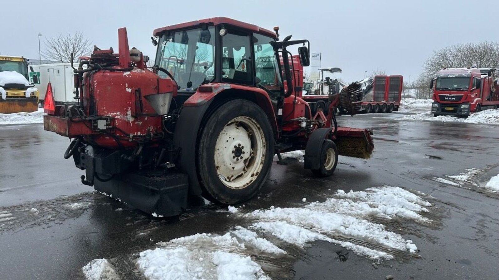 Traktor Türe ait New Holland TL90A, Gebrauchtmaschine içinde Rødovre (resim 4)