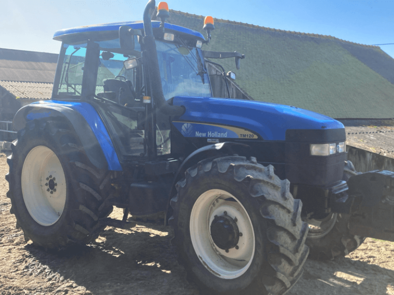 Traktor of the type New Holland TM 120 DUAL, Gebrauchtmaschine in TREMEUR (Picture 1)