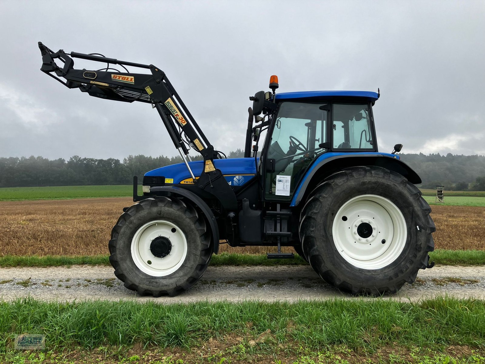 Traktor του τύπου New Holland TM 140, Gebrauchtmaschine σε Salching bei Straubing (Φωτογραφία 1)