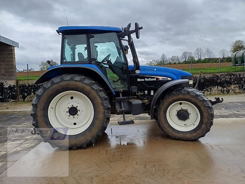 Traktor des Typs New Holland TM 140, Gebrauchtmaschine in Ober-Ramstadt (Bild 1)