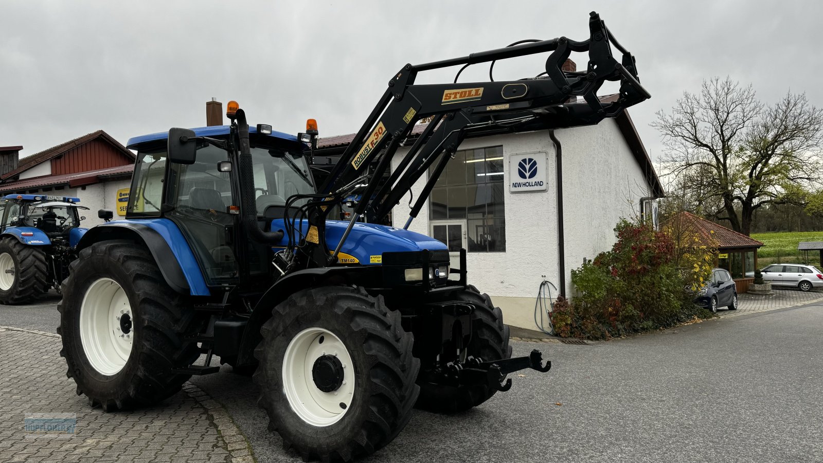 Traktor des Typs New Holland TM 140, Gebrauchtmaschine in Vilshofen (Bild 2)