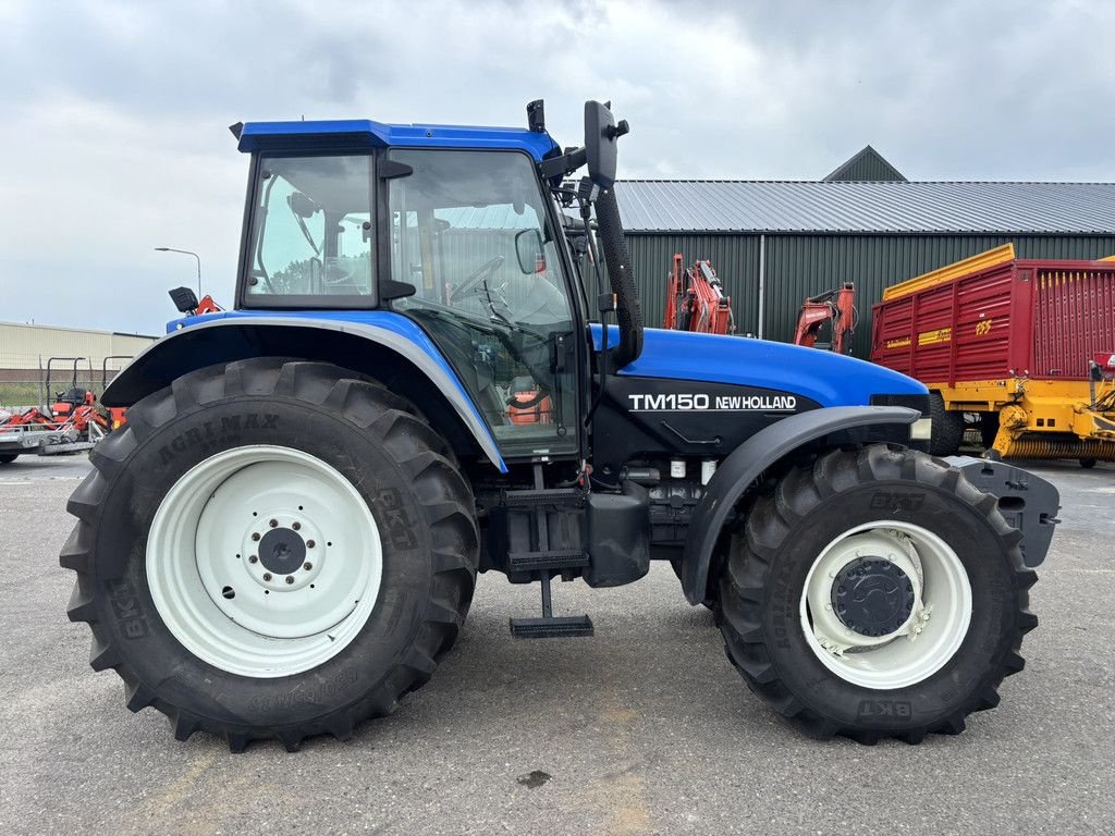 Traktor van het type New Holland TM 150, Gebrauchtmaschine in Heerenveen (Foto 5)
