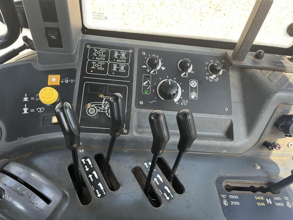 Traktor vrste New Holland TM 155 SS DL m/ alo frontlæsser, Gebrauchtmaschine v Bredsten (Slika 6)