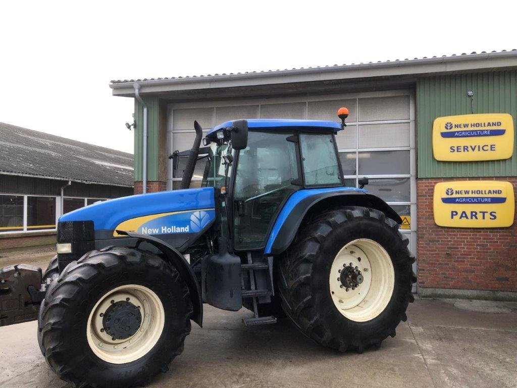 Traktor typu New Holland TM 175 Med aff. foraksel, Gebrauchtmaschine v Tinglev (Obrázek 1)