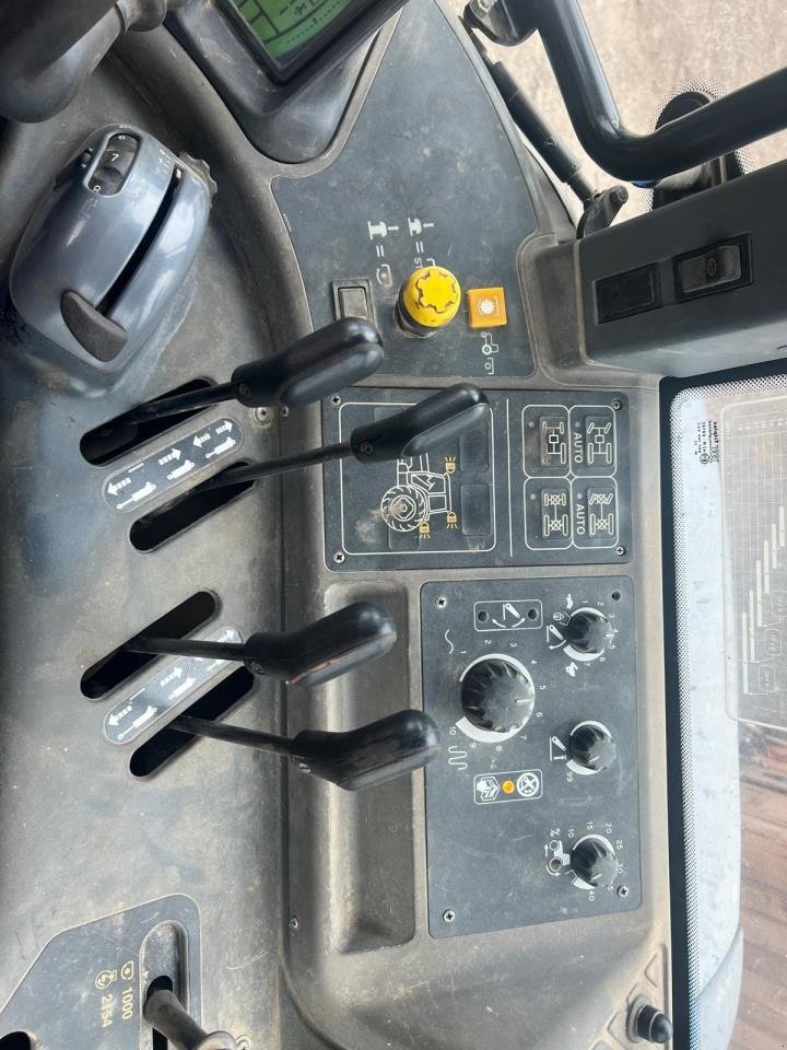 Traktor tipa New Holland TM 175, Gebrauchtmaschine u Middelfart (Slika 15)