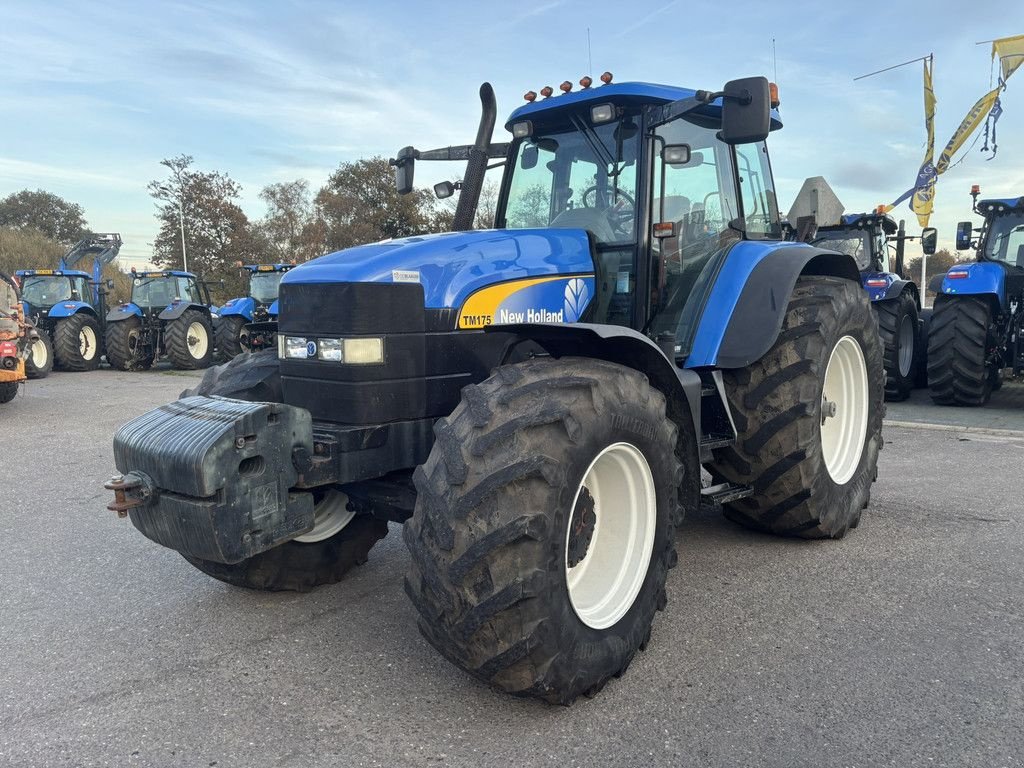 Traktor van het type New Holland TM 175, Gebrauchtmaschine in Heerenveen (Foto 1)