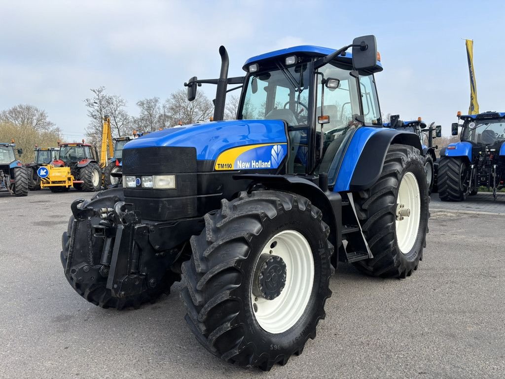 Traktor van het type New Holland TM 190, Gebrauchtmaschine in Heerenveen (Foto 1)