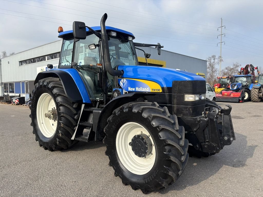 Traktor van het type New Holland TM 190, Gebrauchtmaschine in Heerenveen (Foto 5)