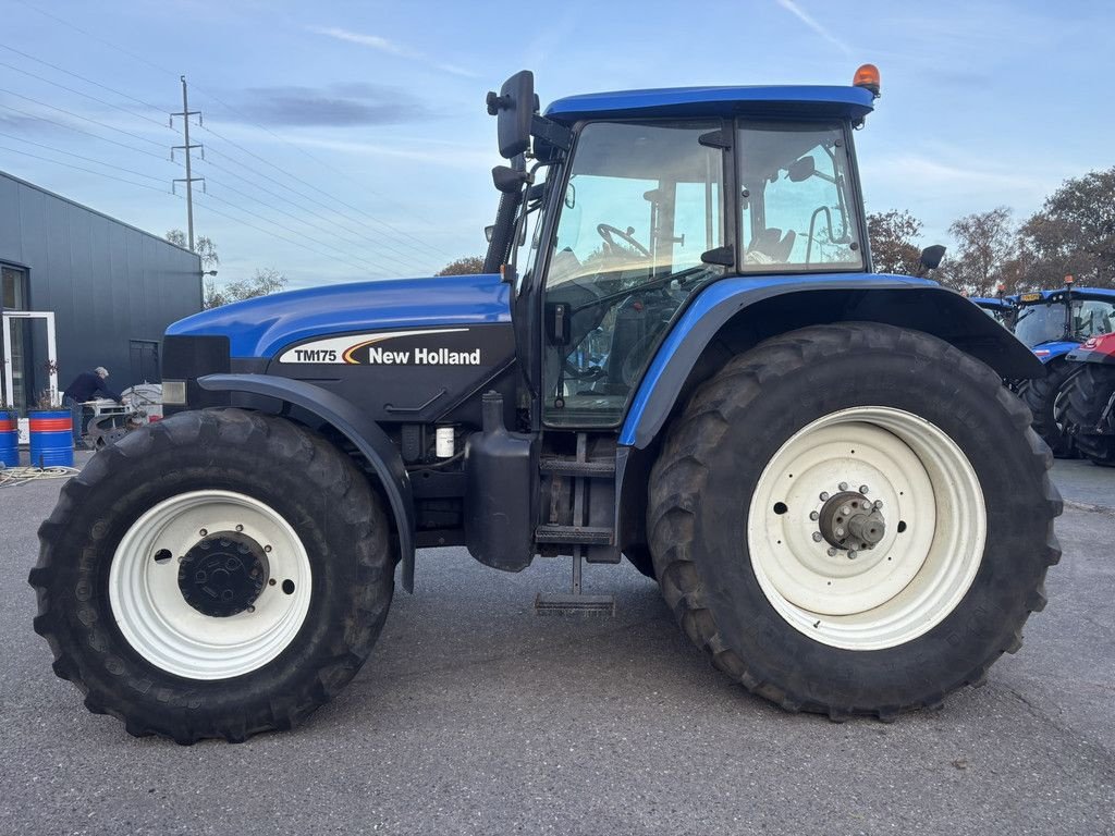 Traktor типа New Holland TM 190, Gebrauchtmaschine в Heerenveen (Фотография 2)