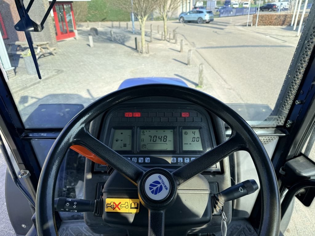 Traktor του τύπου New Holland TM120 Range Command Fronthef + PTO, Gebrauchtmaschine σε BOEKEL (Φωτογραφία 9)