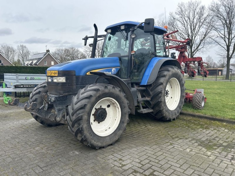Traktor tip New Holland TM120, Gebrauchtmaschine in Bladel