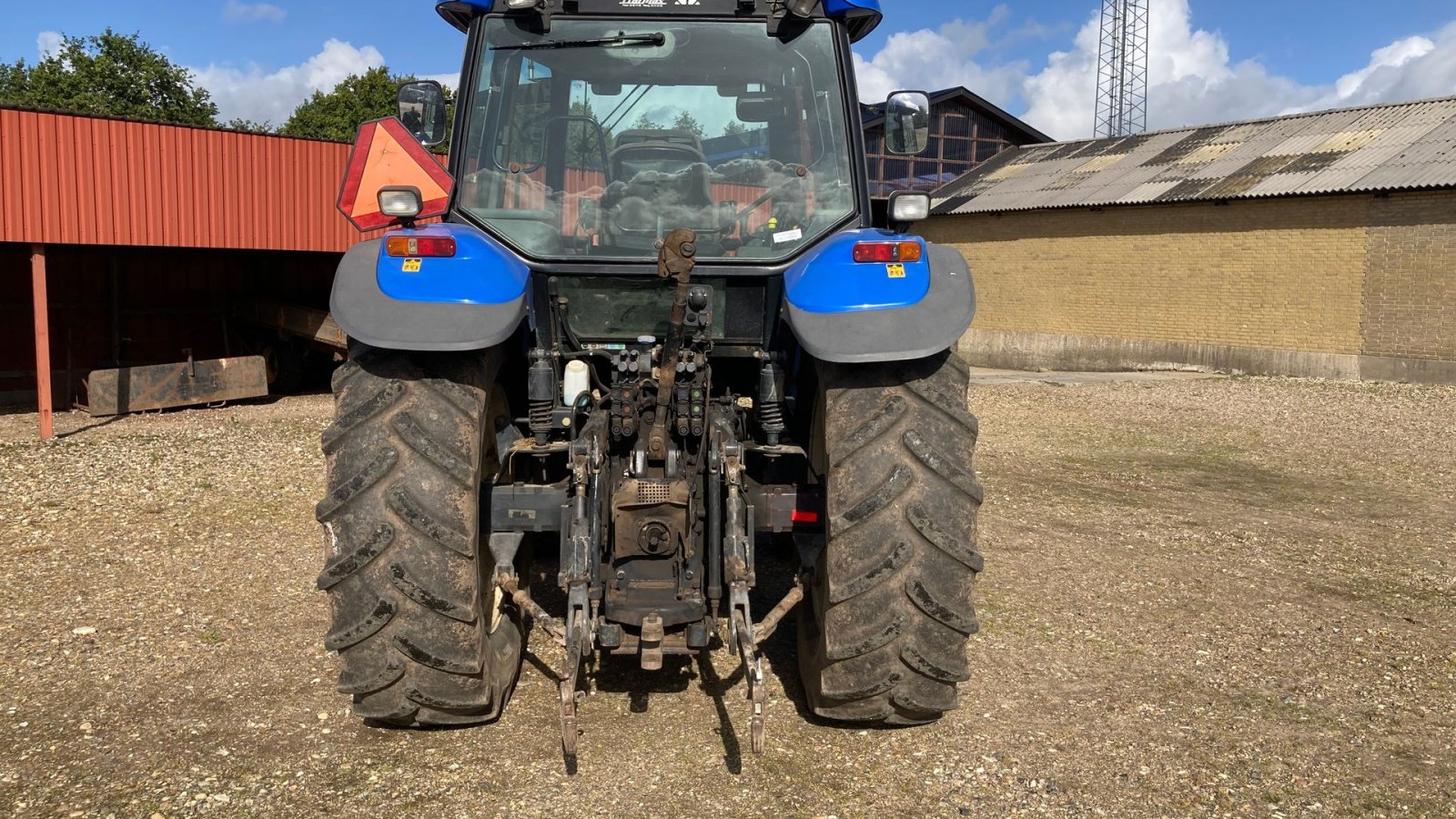 Traktor типа New Holland TM130, Gebrauchtmaschine в Skive (Фотография 10)