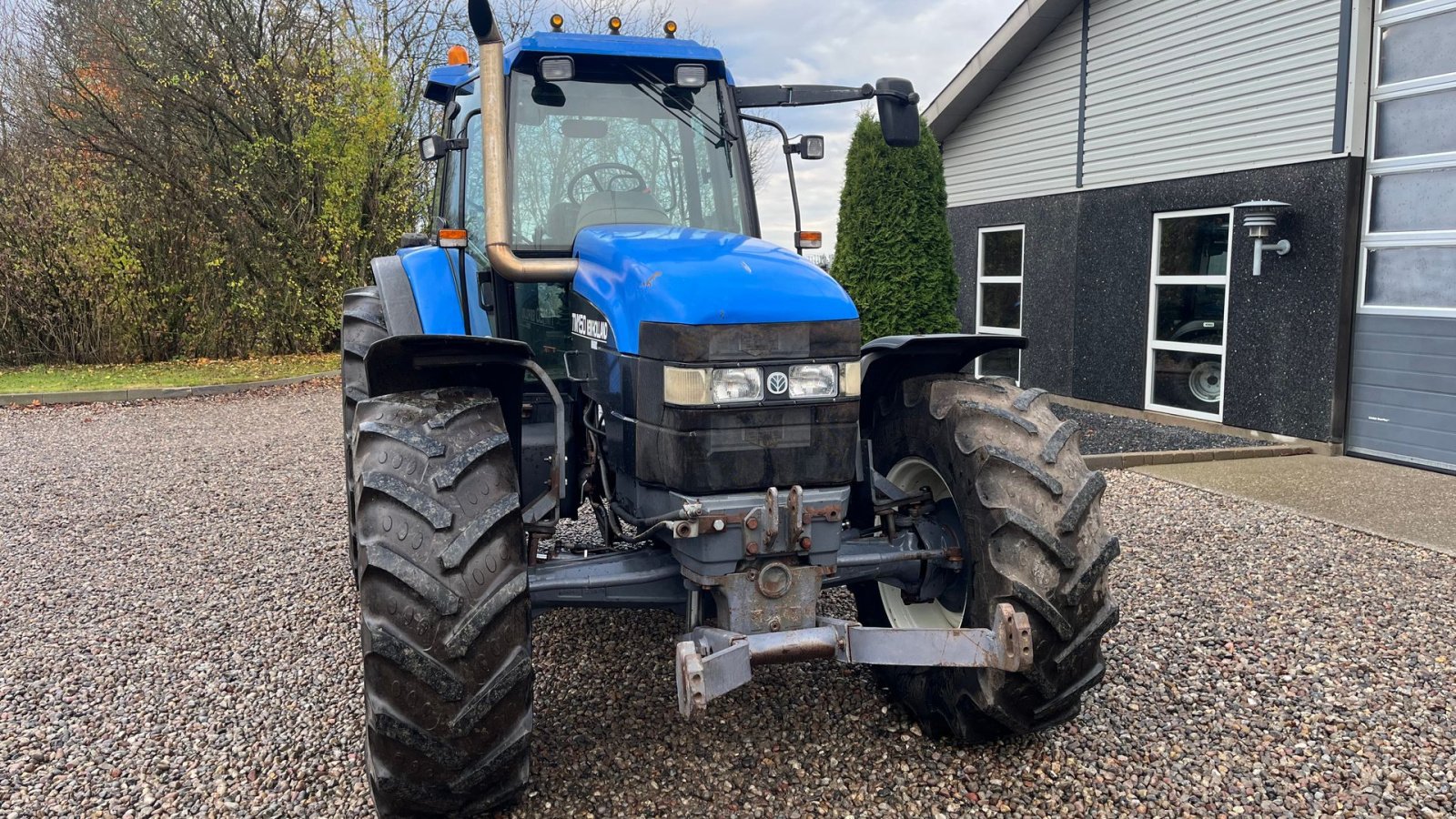 Traktor van het type New Holland TM150 Med frontlift, Gebrauchtmaschine in Lintrup (Foto 17)