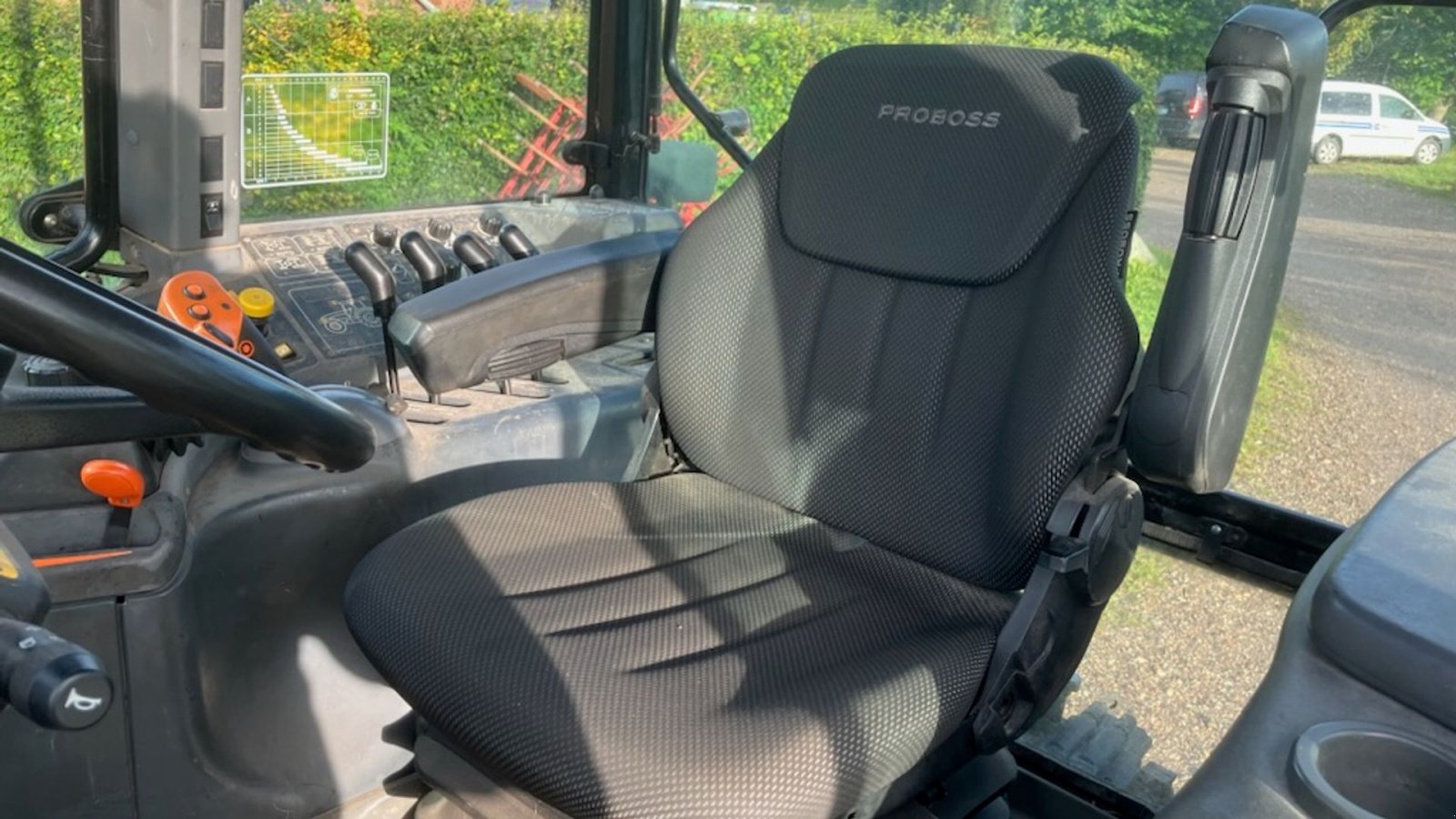 Traktor of the type New Holland TM155 Super Steer, Gebrauchtmaschine in Aabenraa (Picture 4)