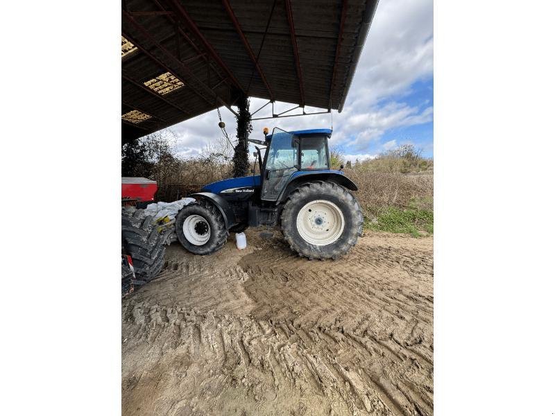 Traktor типа New Holland TM155, Gebrauchtmaschine в ESCAUDOEUVRES (Фотография 1)