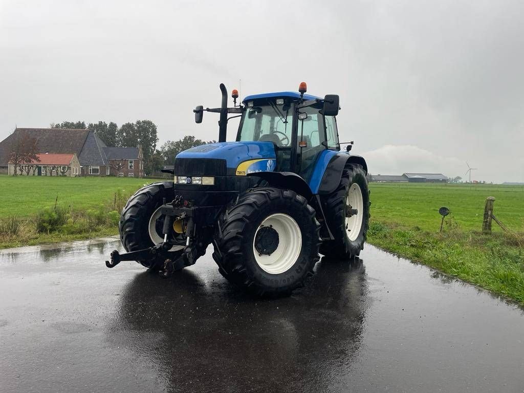 Traktor typu New Holland TM175 Frontlinkage and frontpto, Gebrauchtmaschine w Marknesse (Zdjęcie 7)