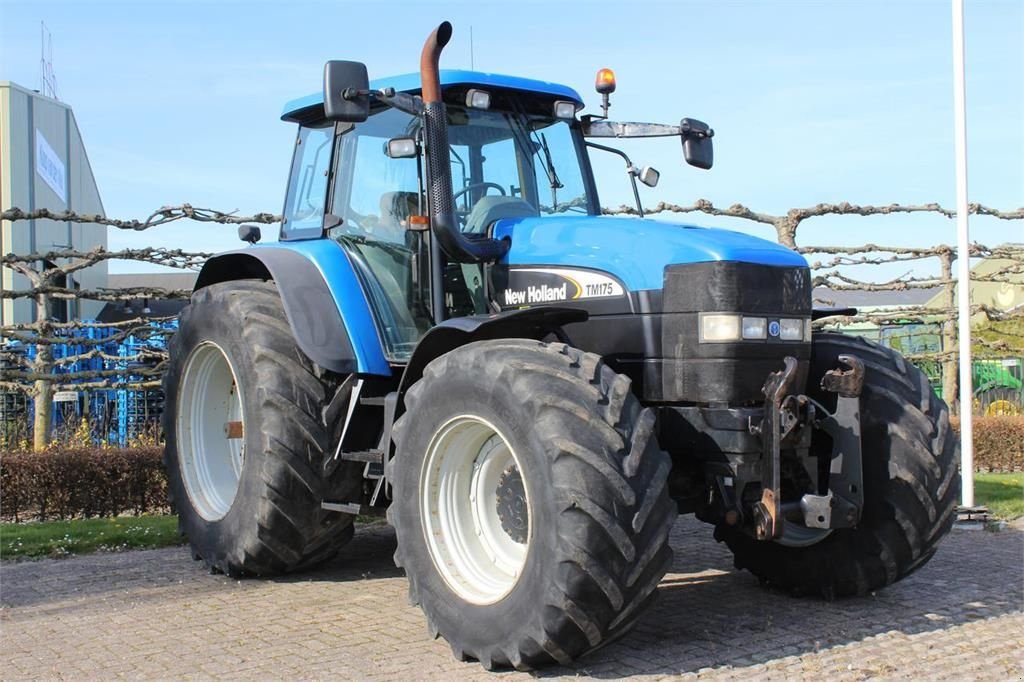 Traktor типа New Holland TM175, Gebrauchtmaschine в Bant (Фотография 2)