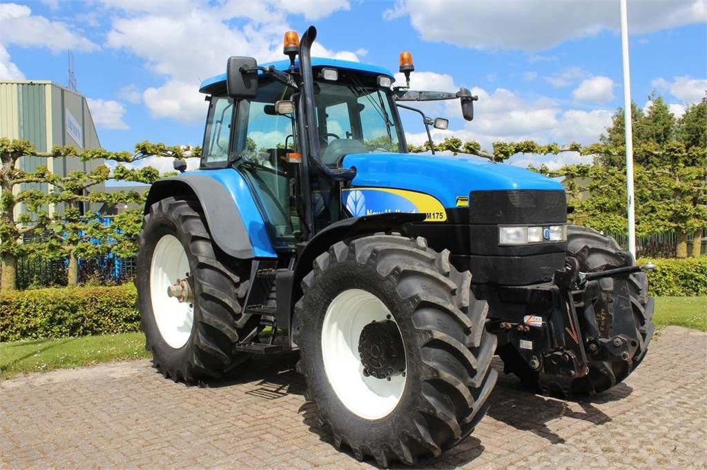 Traktor typu New Holland TM175, Gebrauchtmaschine v Bant (Obrázek 2)