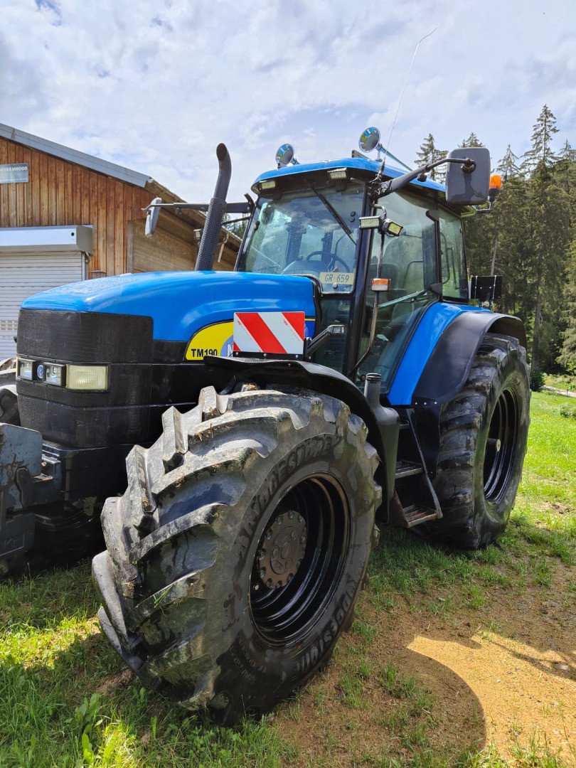 Traktor от тип New Holland TM190 Traktor, Gebrauchtmaschine в Chur (Снимка 2)
