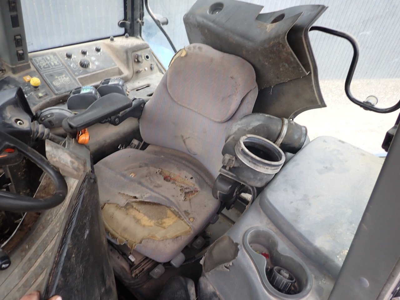 Traktor Türe ait New Holland TM190, Gebrauchtmaschine içinde Viborg (resim 11)