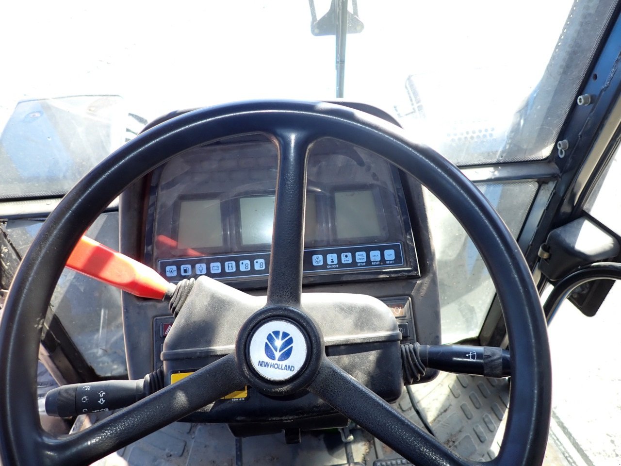 Traktor Türe ait New Holland TM190, Gebrauchtmaschine içinde Viborg (resim 14)