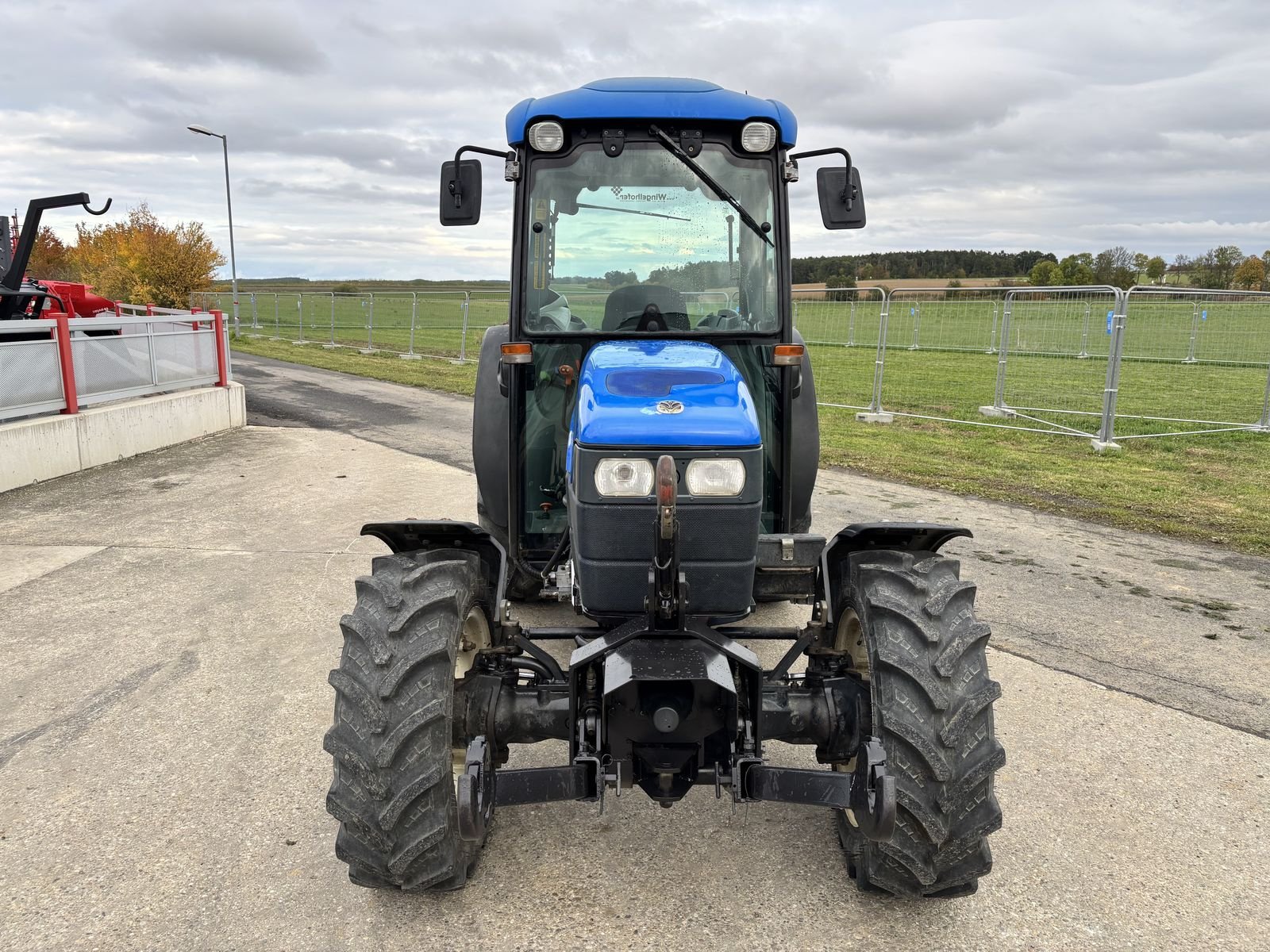 Traktor типа New Holland TN 85 FA DT SuperSteer, Gebrauchtmaschine в Starrein (Фотография 3)