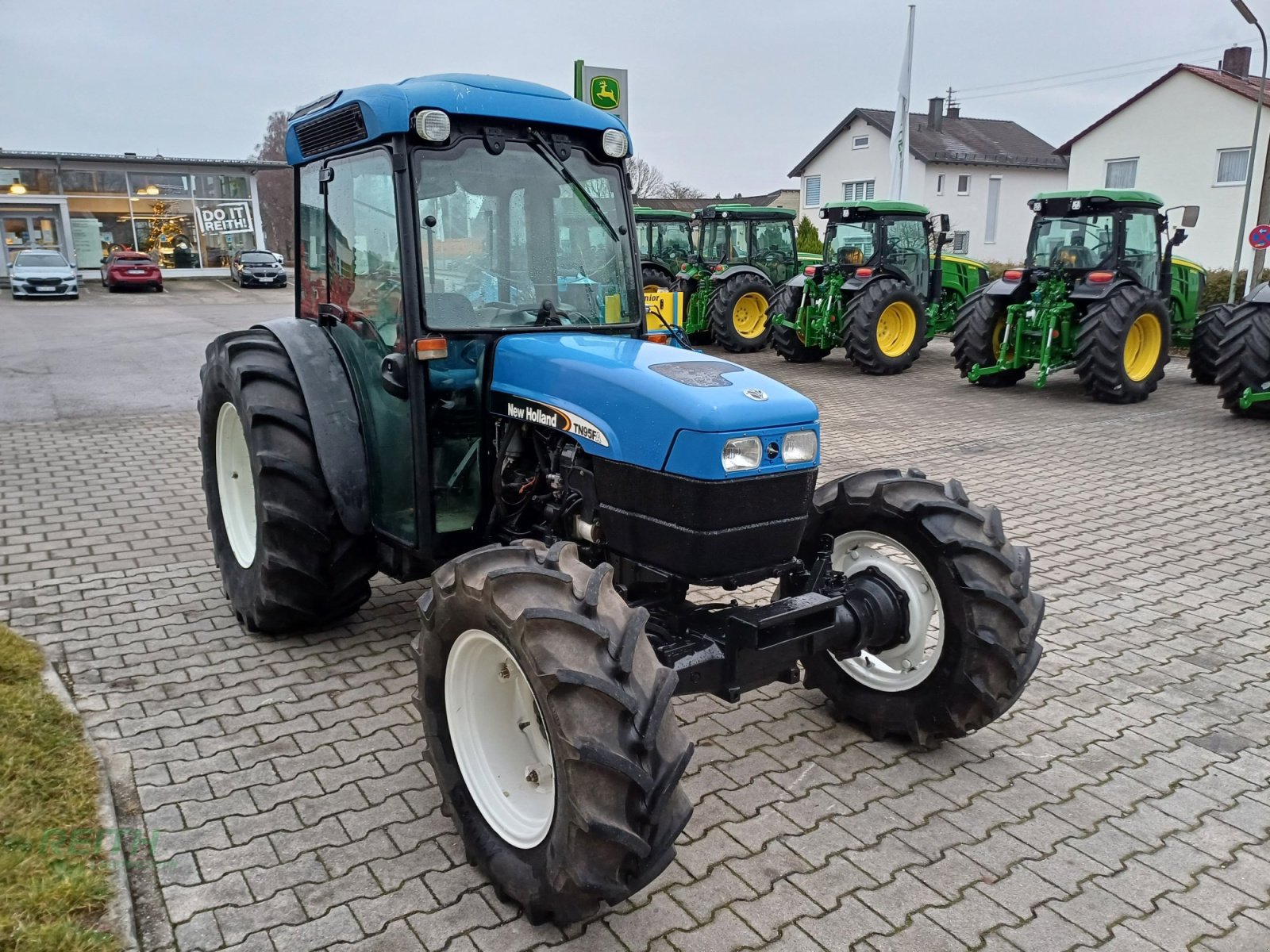 Traktor of the type New Holland TN 95 F, Gebrauchtmaschine in Wolnzach (Picture 12)