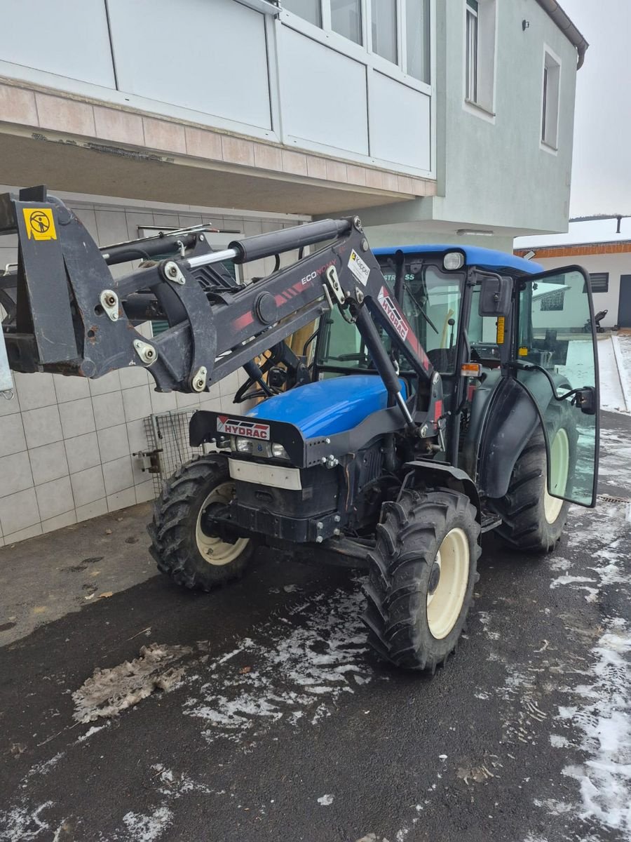 Traktor типа New Holland TN-D 55 A DeLuxe, Gebrauchtmaschine в Burgkirchen (Фотография 1)