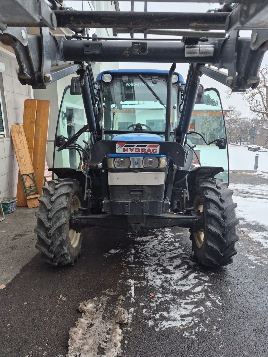 Traktor типа New Holland TN-D 55 A DeLuxe, Gebrauchtmaschine в Burgkirchen (Фотография 2)