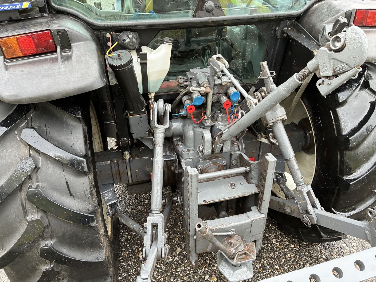 Traktor типа New Holland TN-D 55 A DeLuxe, Gebrauchtmaschine в Villach (Фотография 11)