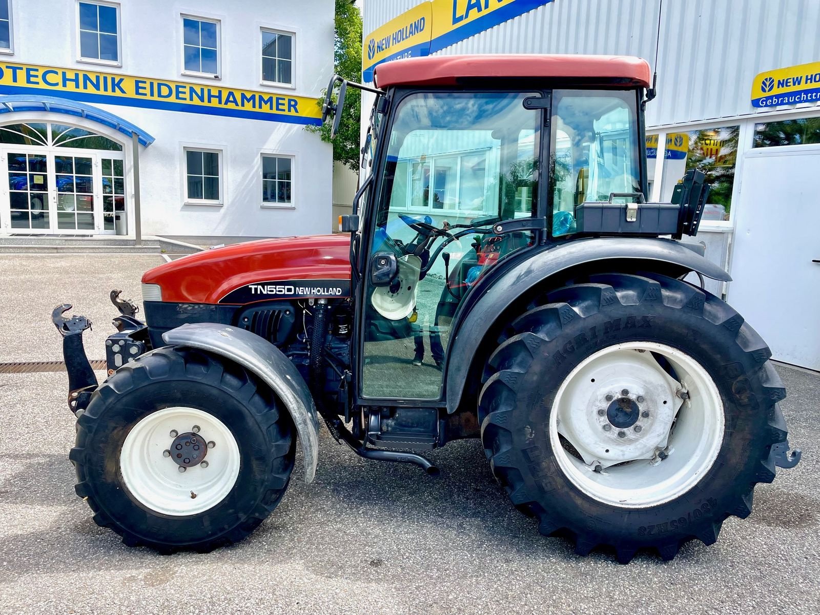Traktor типа New Holland TN-D 55 A, Gebrauchtmaschine в Burgkirchen (Фотография 4)