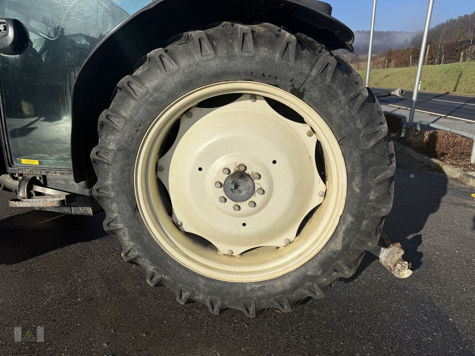 Traktor of the type New Holland TN-D 60 A, Gebrauchtmaschine in Markt Hartmannsdorf (Picture 3)