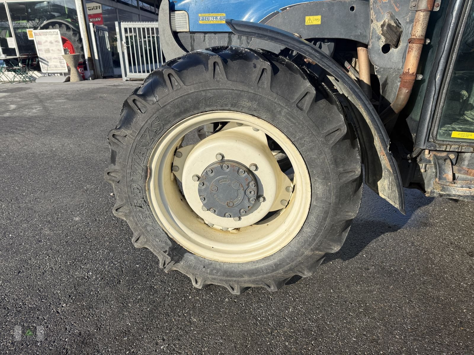 Traktor of the type New Holland TN-D 60 A, Gebrauchtmaschine in Markt Hartmannsdorf (Picture 4)