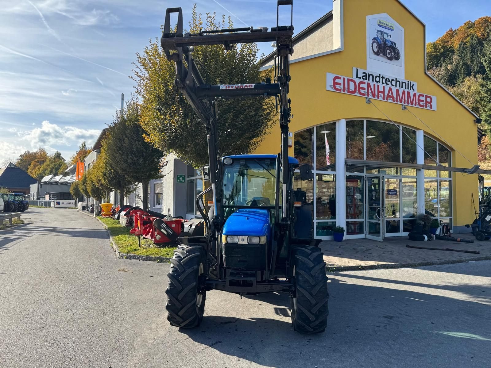 Traktor des Typs New Holland TN-D 75 A DeLuxe, Gebrauchtmaschine in Burgkirchen (Bild 5)