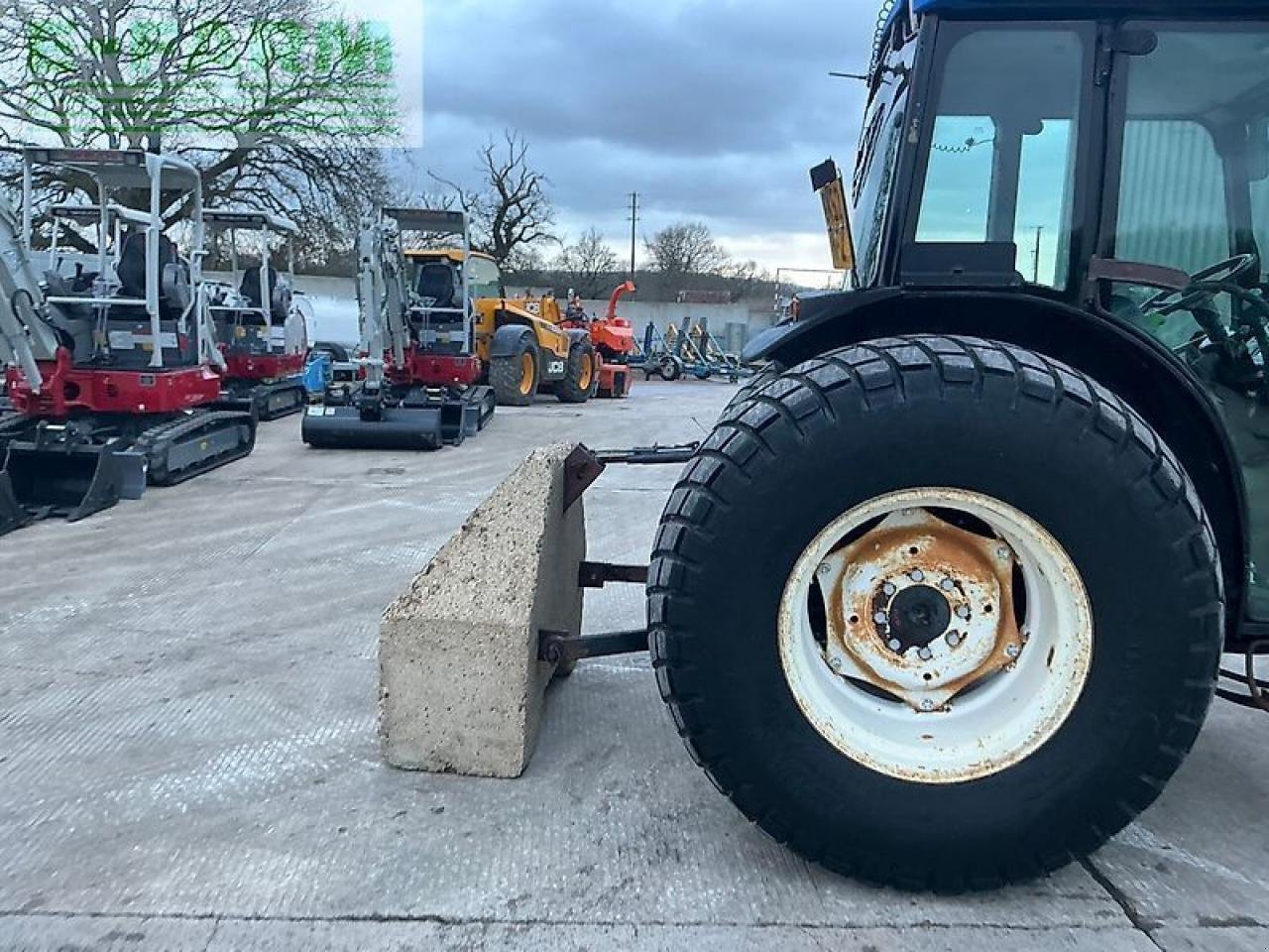 Traktor of the type New Holland tn55d tractor (st25205) D, Gebrauchtmaschine in SHAFTESBURY (Picture 11)