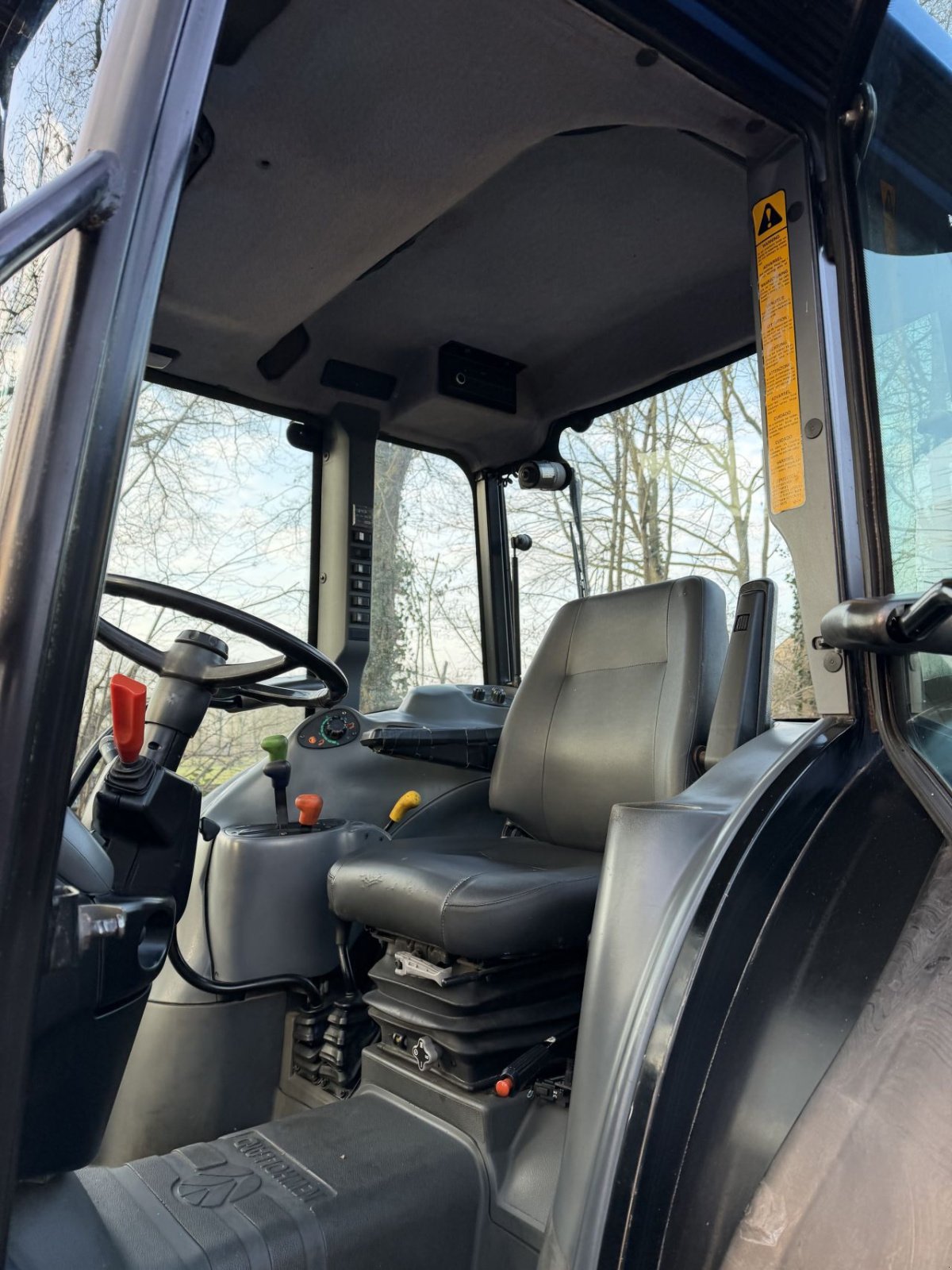 Traktor typu New Holland TN70DA, Gebrauchtmaschine w Rossum (Zdjęcie 9)