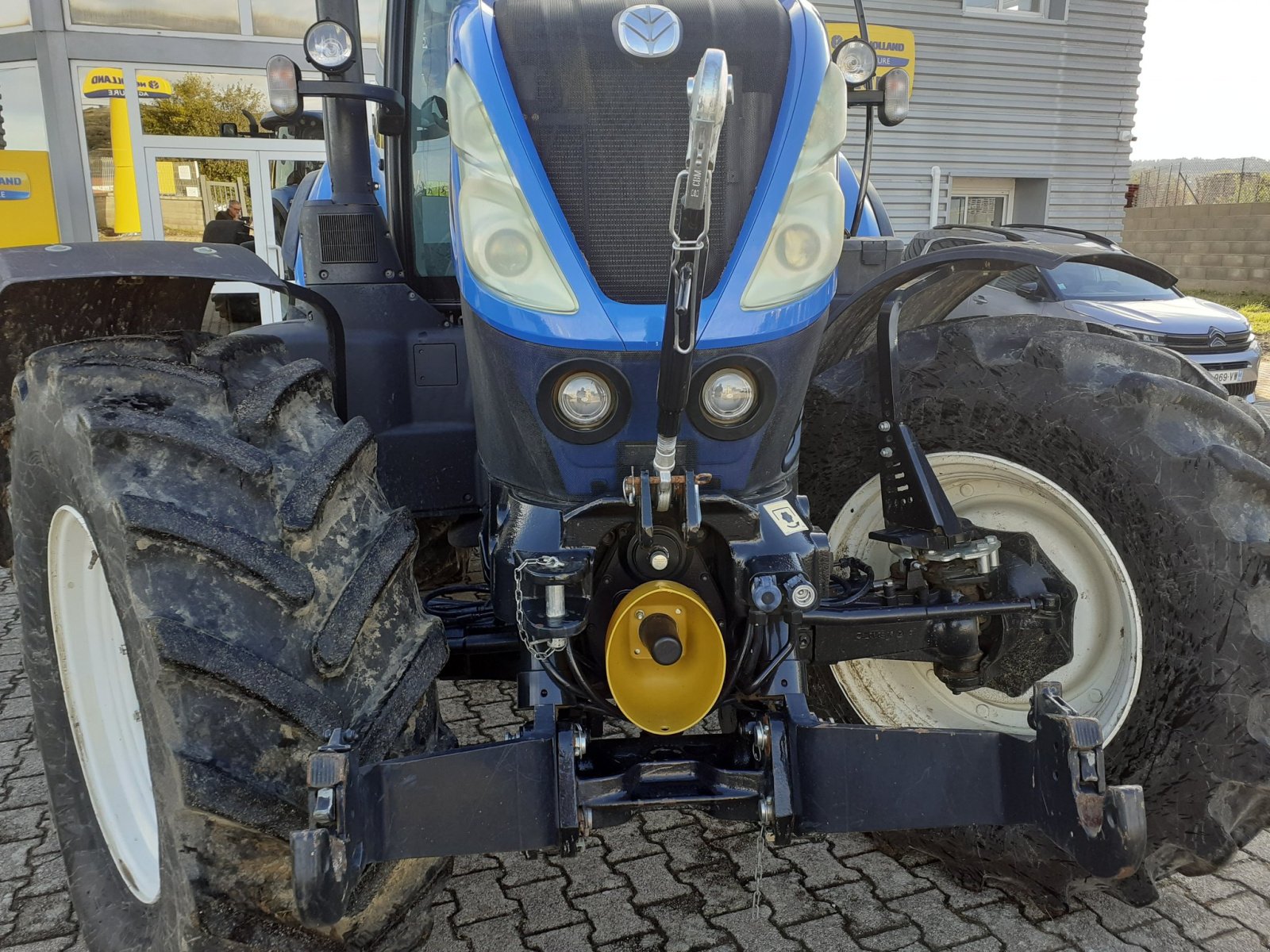 Traktor des Typs New Holland Tracteur agricole T7.225 AUTO COMMAND New Holland, Gebrauchtmaschine in ROYNAC (Bild 5)