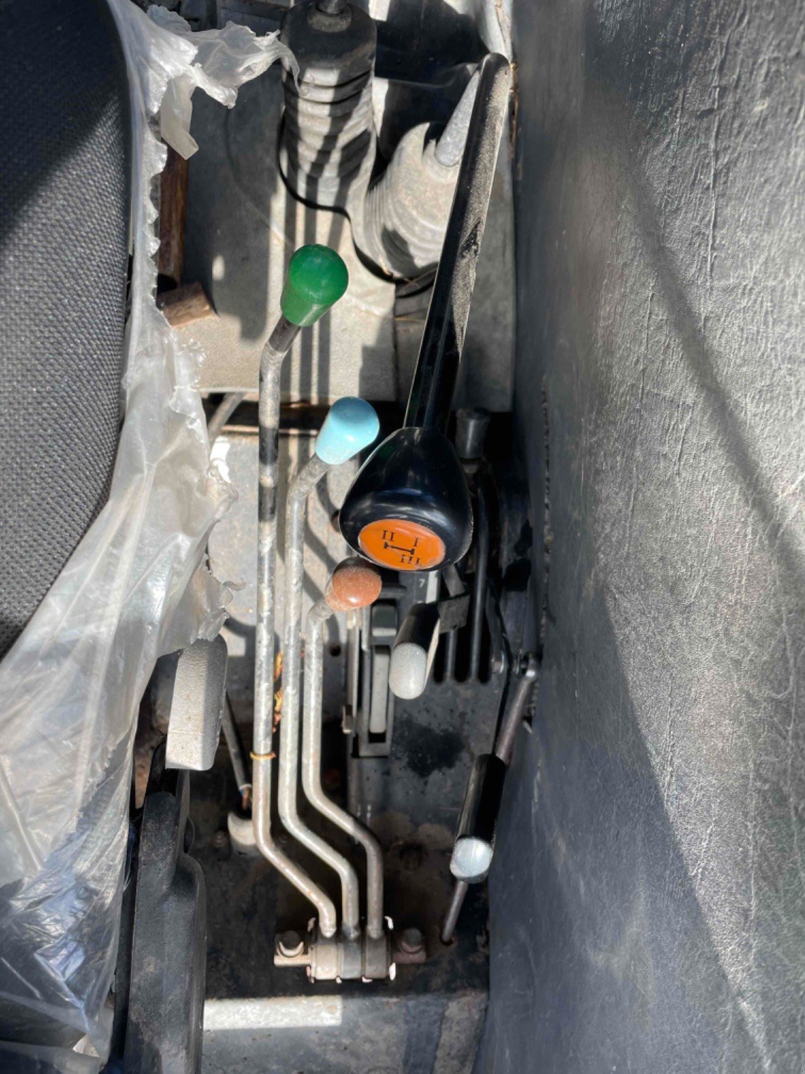 Traktor типа New Holland Tracteur agricole TD85D New Holland, Gebrauchtmaschine в LA SOUTERRAINE (Фотография 8)