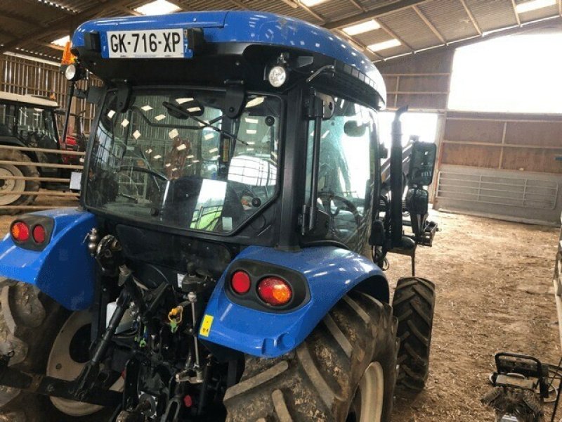 Traktor des Typs New Holland TRACTEUR T4 75, Gebrauchtmaschine in Paray-le-monial (Bild 4)