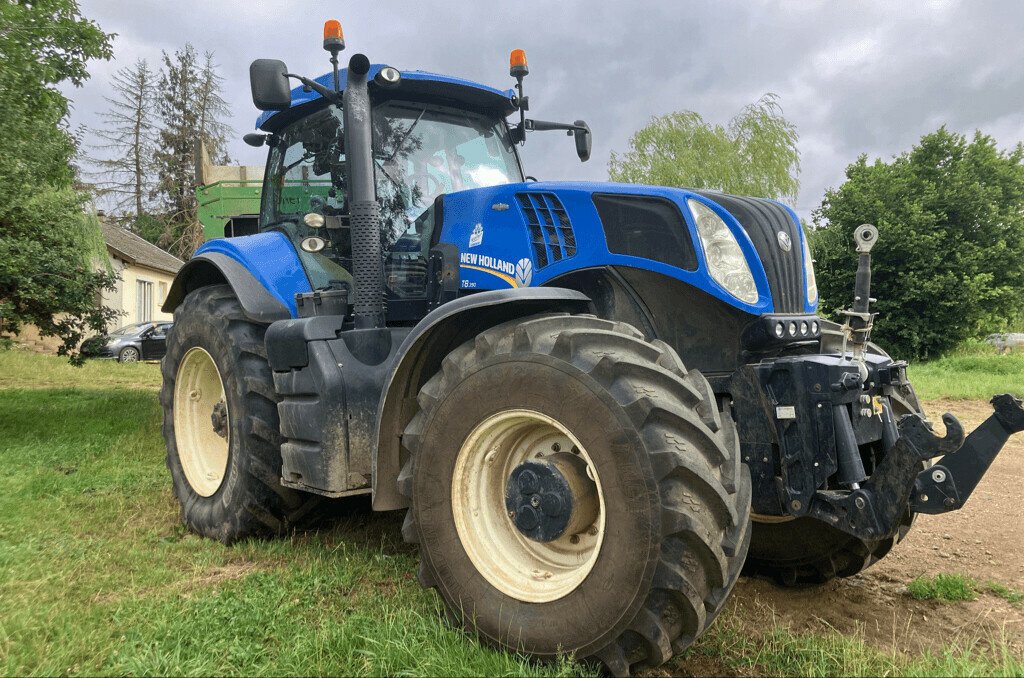 Traktor typu New Holland TRACTEUR T8.390, Gebrauchtmaschine v NOGENT (Obrázek 1)