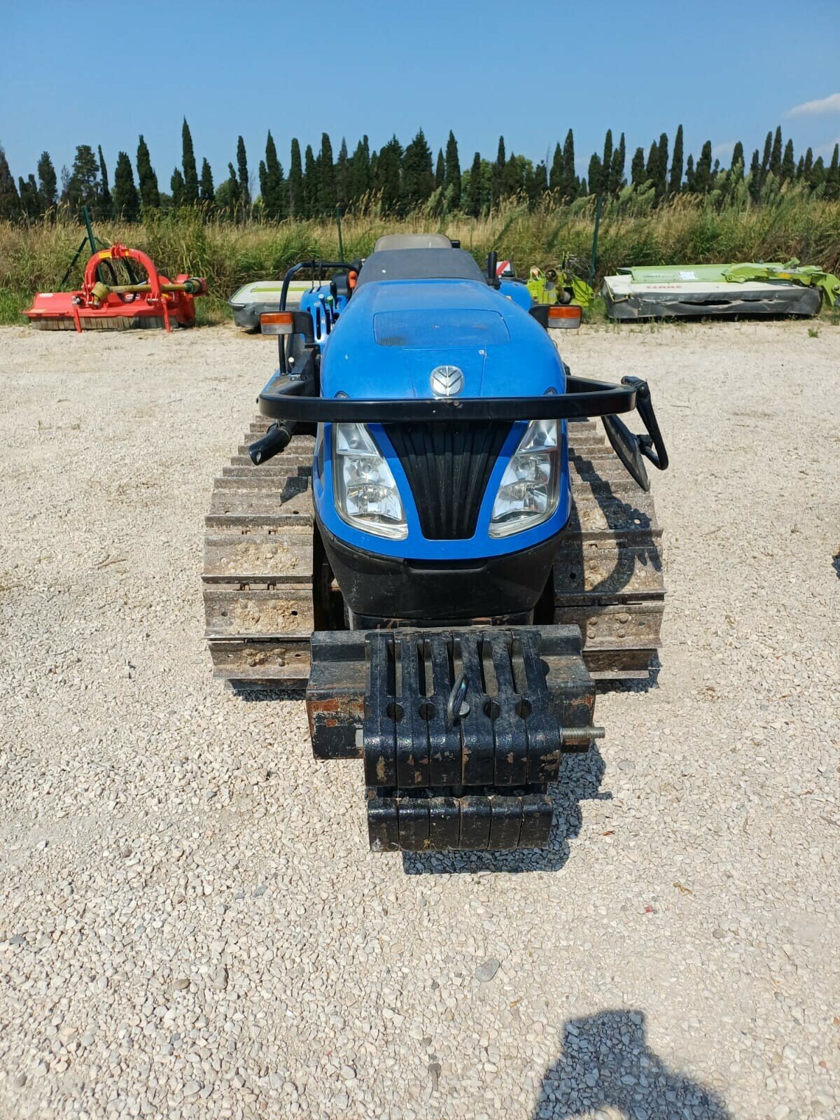 Traktor typu New Holland TRACTEUR TK 4030F, Gebrauchtmaschine v SAINT ANDIOL (Obrázek 2)