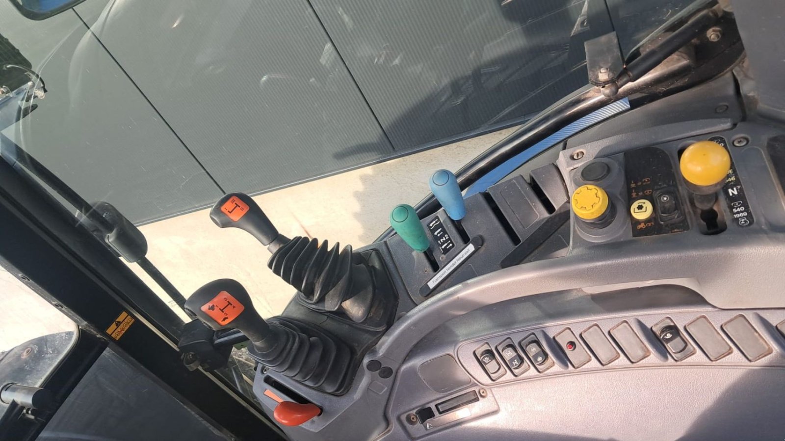 Traktor del tipo New Holland TS 100 A, Gebrauchtmaschine en Dalfsen (Imagen 10)