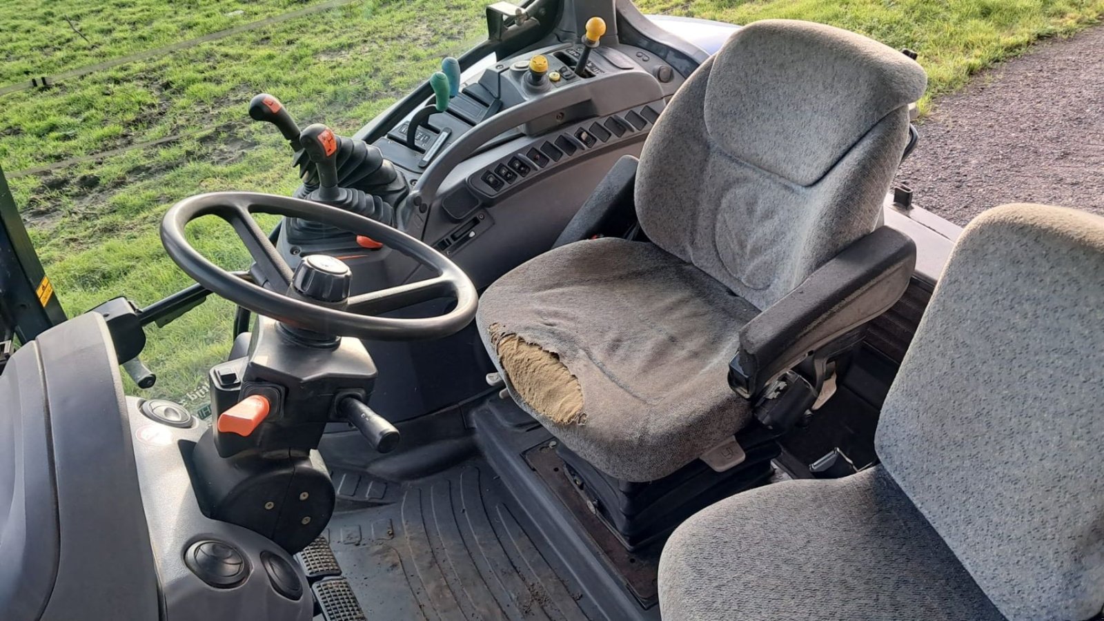 Traktor del tipo New Holland TS 100 A, Gebrauchtmaschine en Dalfsen (Imagen 7)