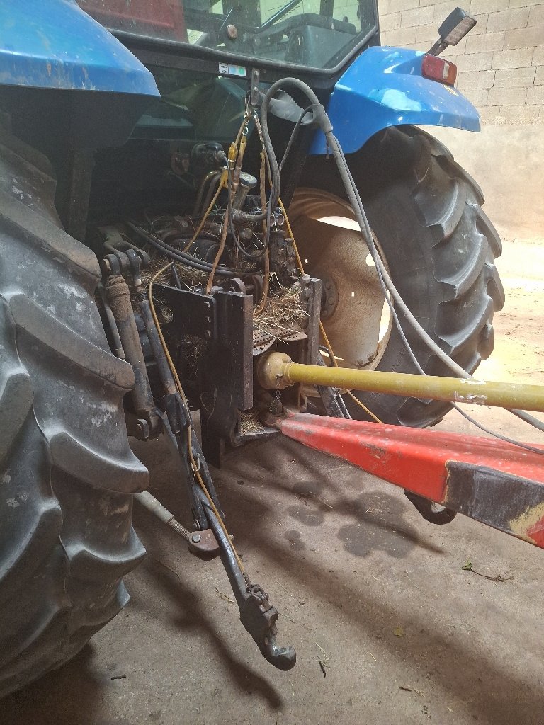 Traktor tipa New Holland TS 100, Gebrauchtmaschine u BRAS SUR MEUSE (Slika 9)