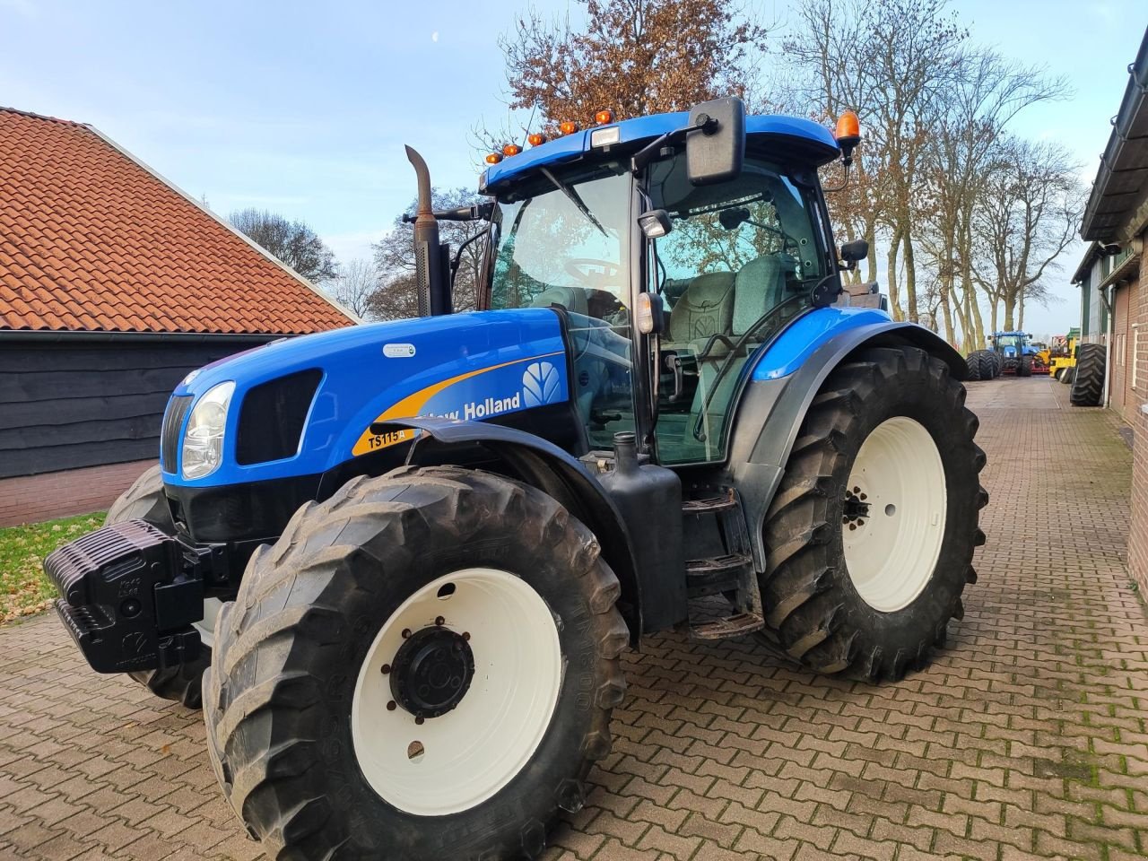 Traktor Türe ait New Holland TS 115 A Plus, Gebrauchtmaschine içinde Rouveen (resim 2)